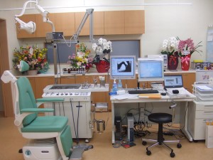 ひょうどう耳鼻咽喉科　診察室