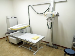もろおかクリニック　デジタルレントゲン撮影装置（全下肢・全脊椎対応）・骨密度測定装置(DXA法)