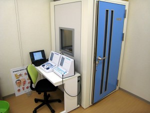 とくまる耳鼻咽喉科　聴力検査装置