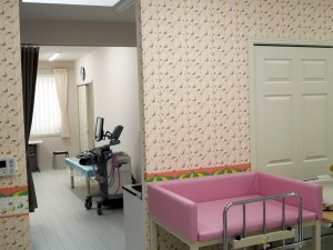 東向島こどもと女性のクリニック　院内
