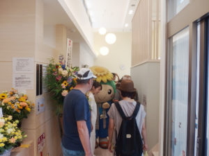ベニバナファミリークリニック内覧会　オケちゃん